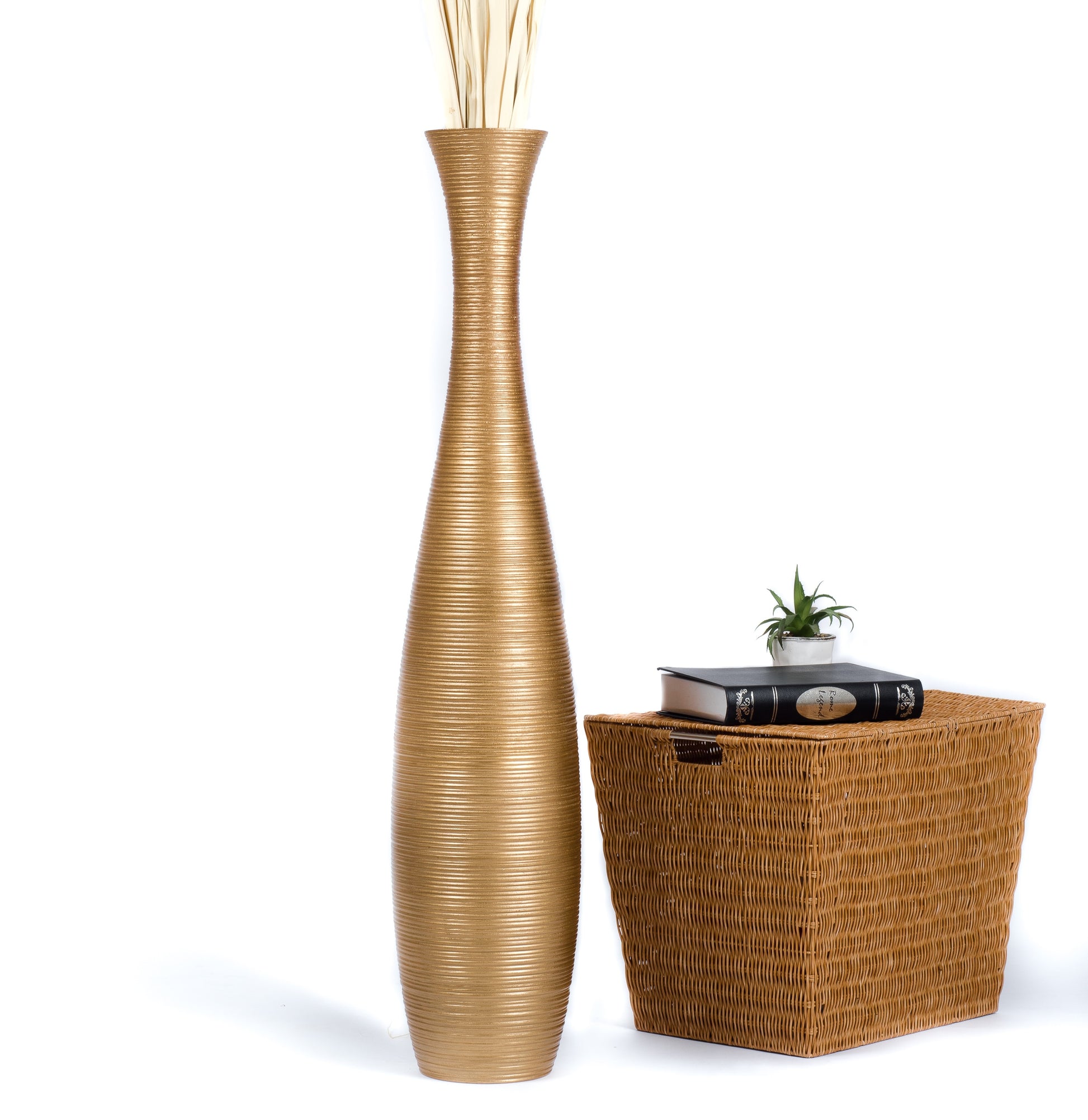 Large Mango Wood Floor Vase – Handcrafted Decorative Highlight from Thailand, 105 cm