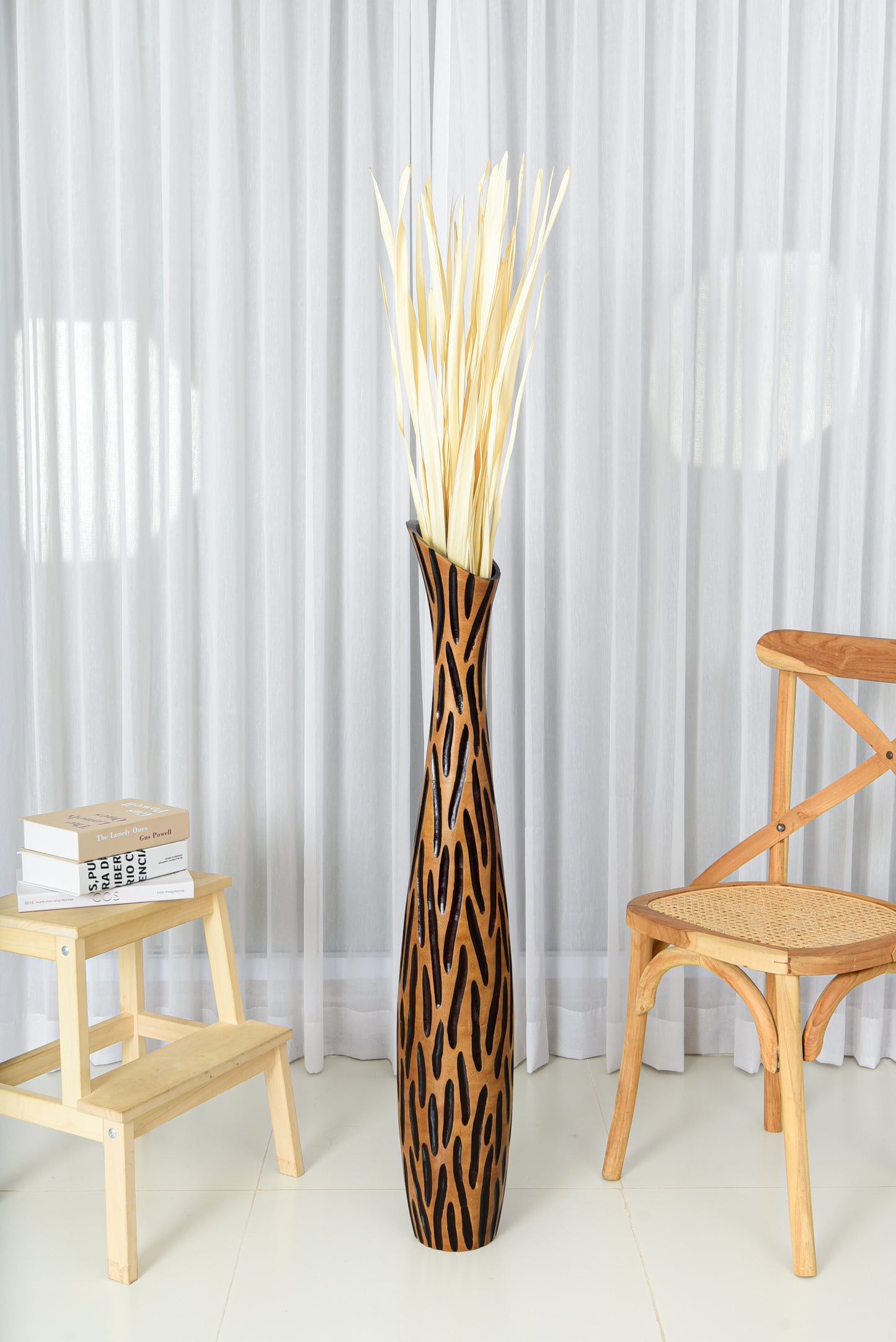 Large Mango Wood Floor Vase – Handcrafted Decorative Highlight from Thailand, brown, black, 105 cm