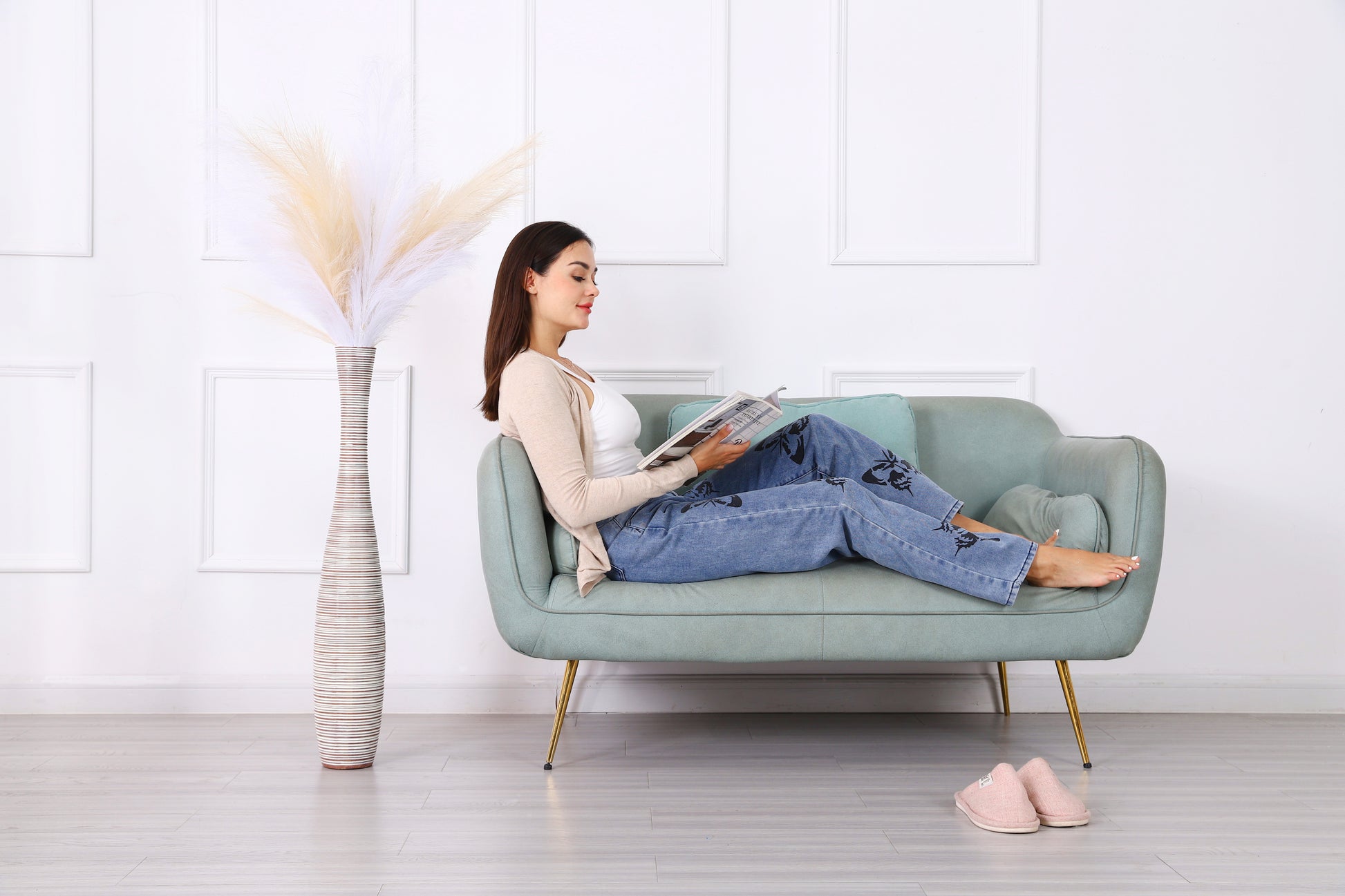 Large Resin Floor Vase – Stylish Waterproof Vase for Fresh & Dried Flowers, 85 cm