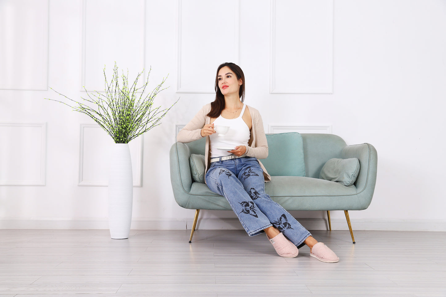 Large Resin Floor Vase – Stylish Waterproof Vase for Fresh & Dried Flowers, 65 cm