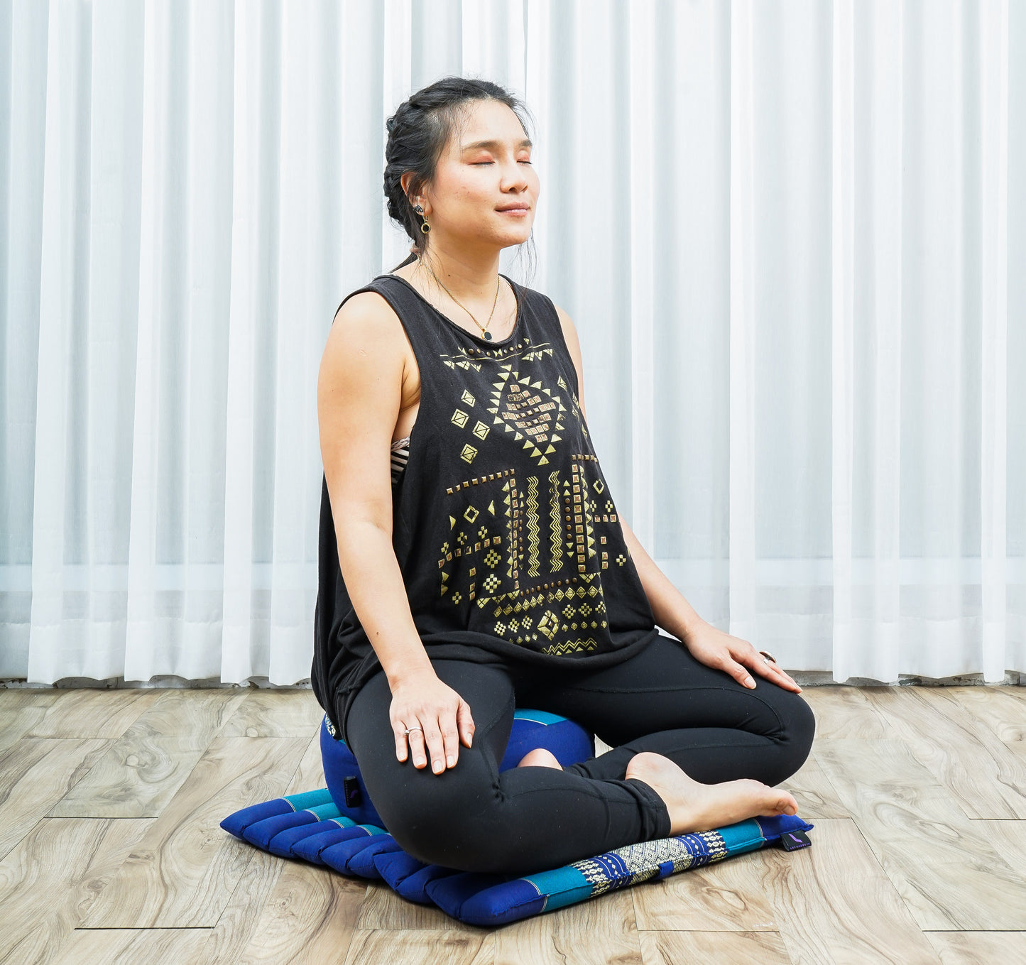 Compact Meditation Cushion Set Made of Kapok – Small Zabuton & Zafu with Cotton Cover, Sf28 - Blue