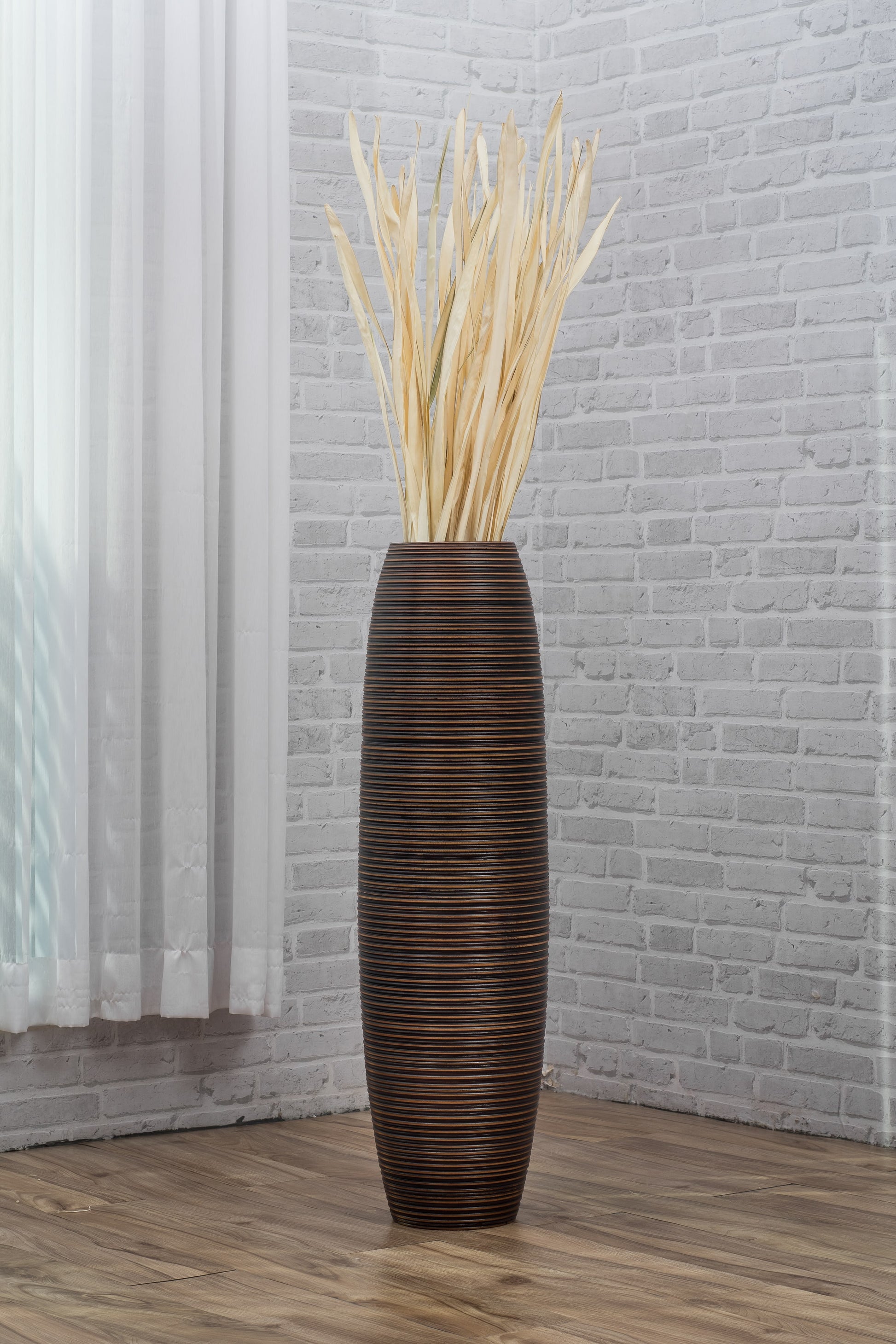 Large Mango Wood Floor Vase – Handcrafted Decorative Highlight from Thailand, 85 cm