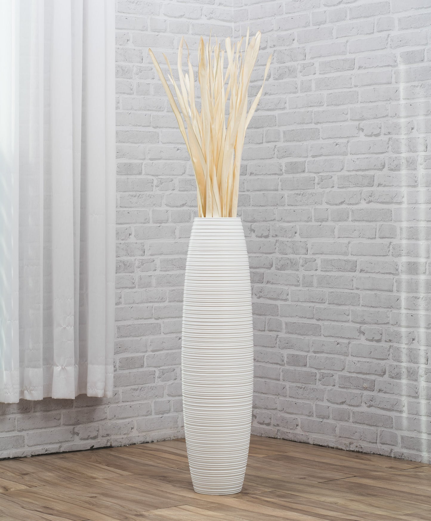 Large Mango Wood Floor Vase – Handcrafted Decorative Highlight from Thailand, 65 cm