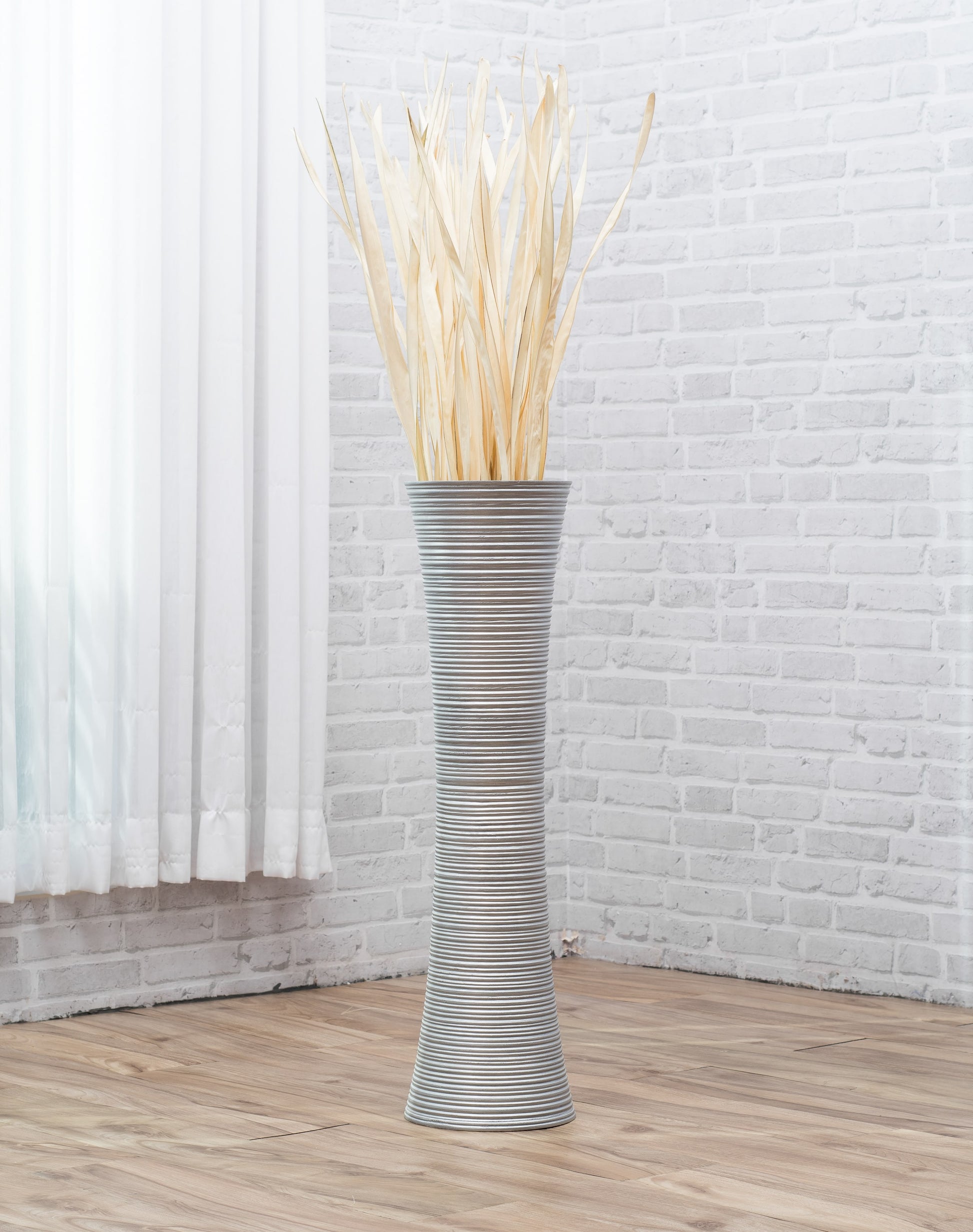 Large Mango Wood Floor Vase – Handcrafted Decorative Highlight from Thailand, 65 cm