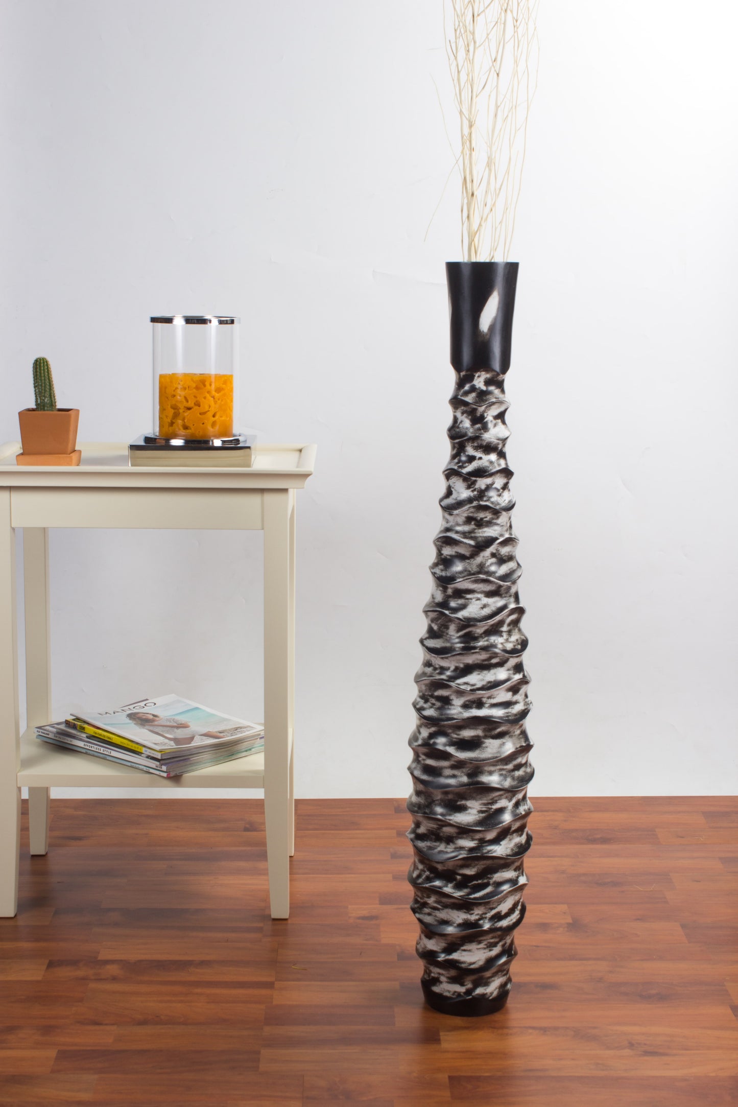 Large Mango Wood Floor Vase – Handcrafted Decorative Highlight from Thailand, black, white, 85 cm