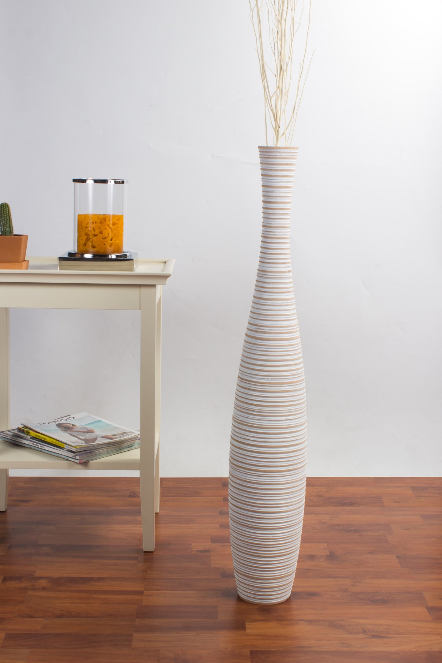 Large Mango Wood Floor Vase – Handcrafted Decorative Highlight from Thailand, 85 cm