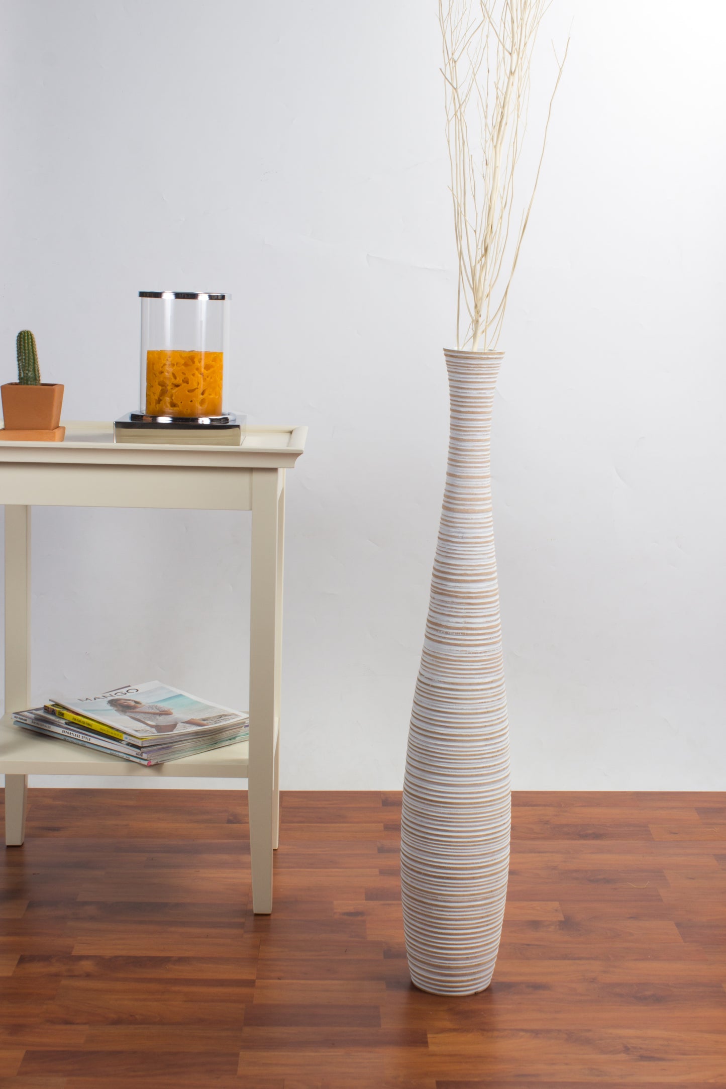 Large Mango Wood Floor Vase – Handcrafted Decorative Highlight from Thailand, 65 cm