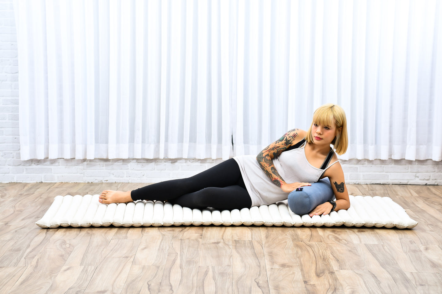 Yoga Roll Cushion – Compact Kapok Bolster & Meditation Pillow with Cotton Cover, Cl13 - Grey