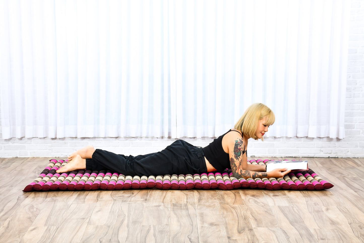 Kapok Roll-Up Mattress – Foldable Sleeping & Relax Mat with Cotton Cover for Home & Outdoor Use, Sf29 - Auburn, Pink, L: 190x100 cm