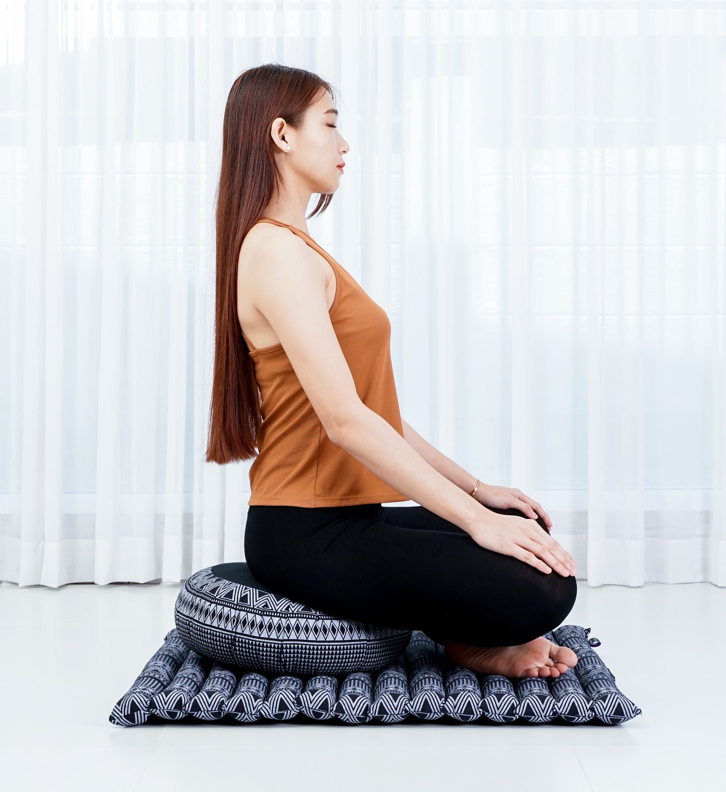 Kapok Meditation Cushion Set – Zabuton Mat & Zafu Seat Cushion with Cotton Cover, Cbt3 - Black