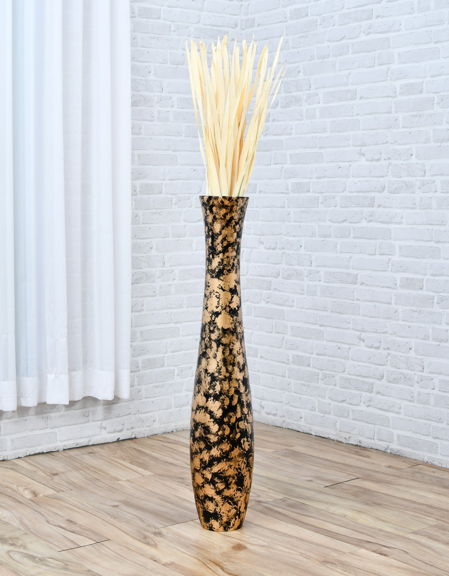 Large Mango Wood Floor Vase – Handcrafted Decorative Highlight from Thailand, 85 cm