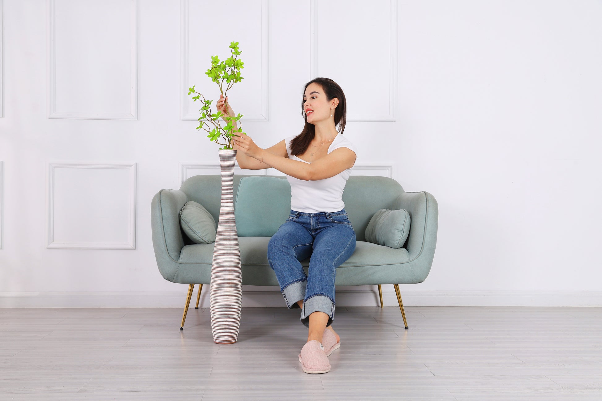 Large Resin Floor Vase – Stylish Waterproof Vase for Fresh & Dried Flowers, 85 cm