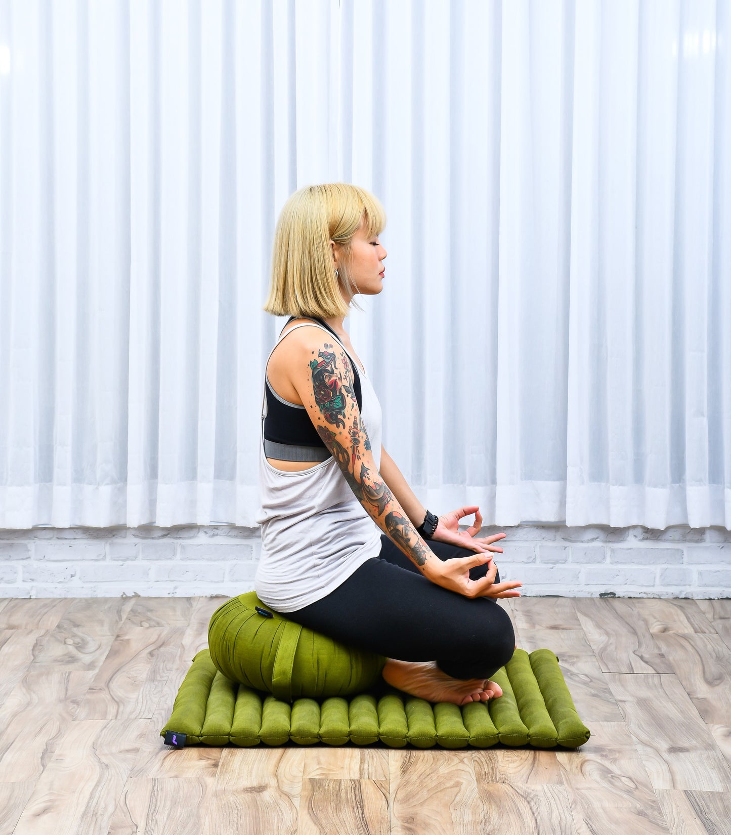Kapok Meditation Cushion Set – Zabuton Mat & Zafu Seat Cushion with Cotton Cover, Cl23 - Green