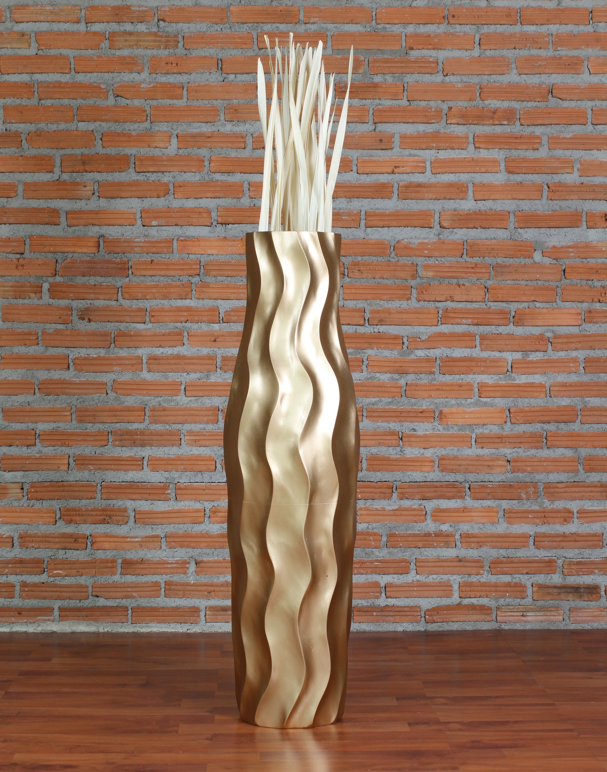Large Mango Wood Floor Vase – Handcrafted Decorative Highlight from Thailand, 85 cm