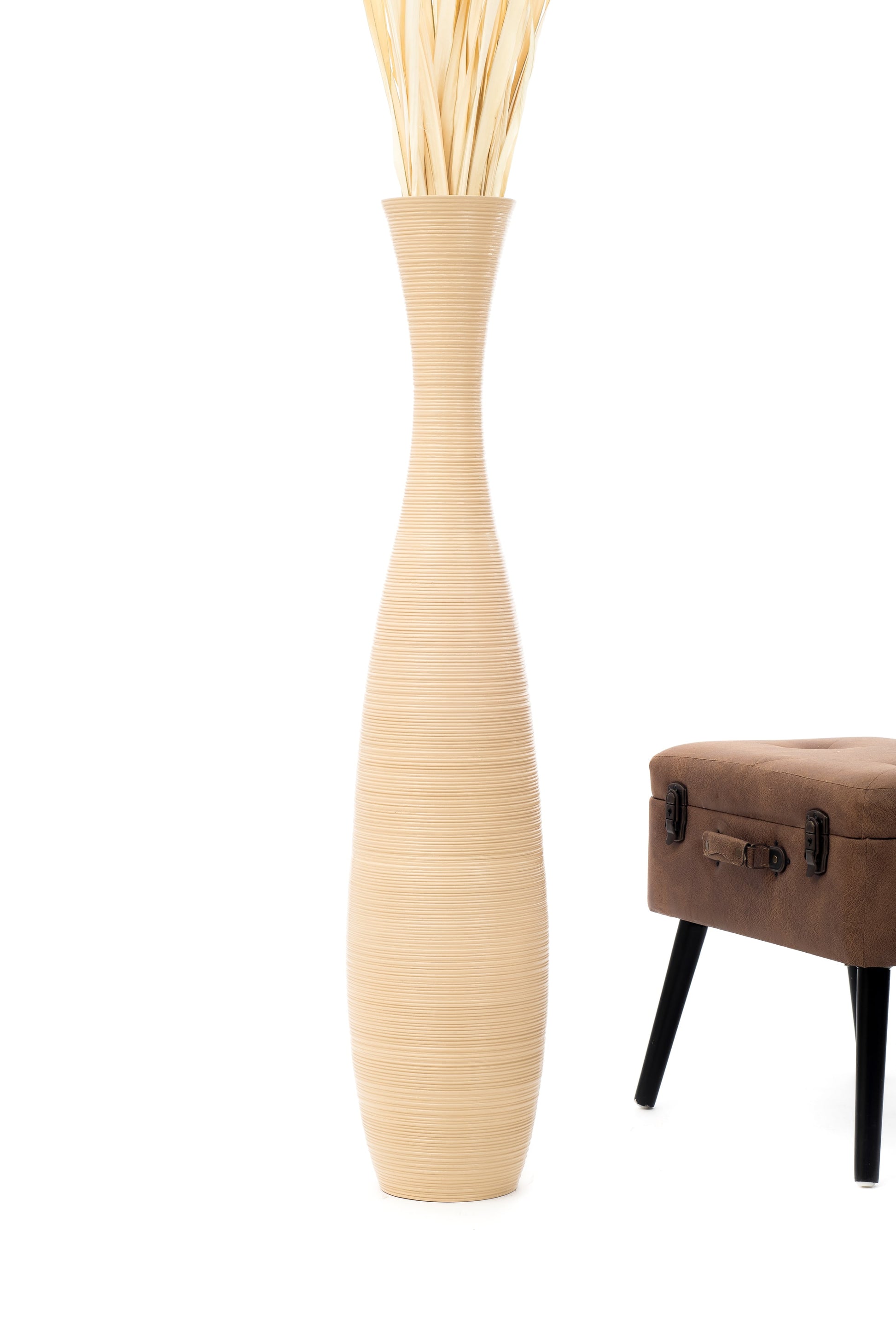 Large Mango Wood Floor Vase – Handcrafted Decorative Highlight from Thailand, 105 cm