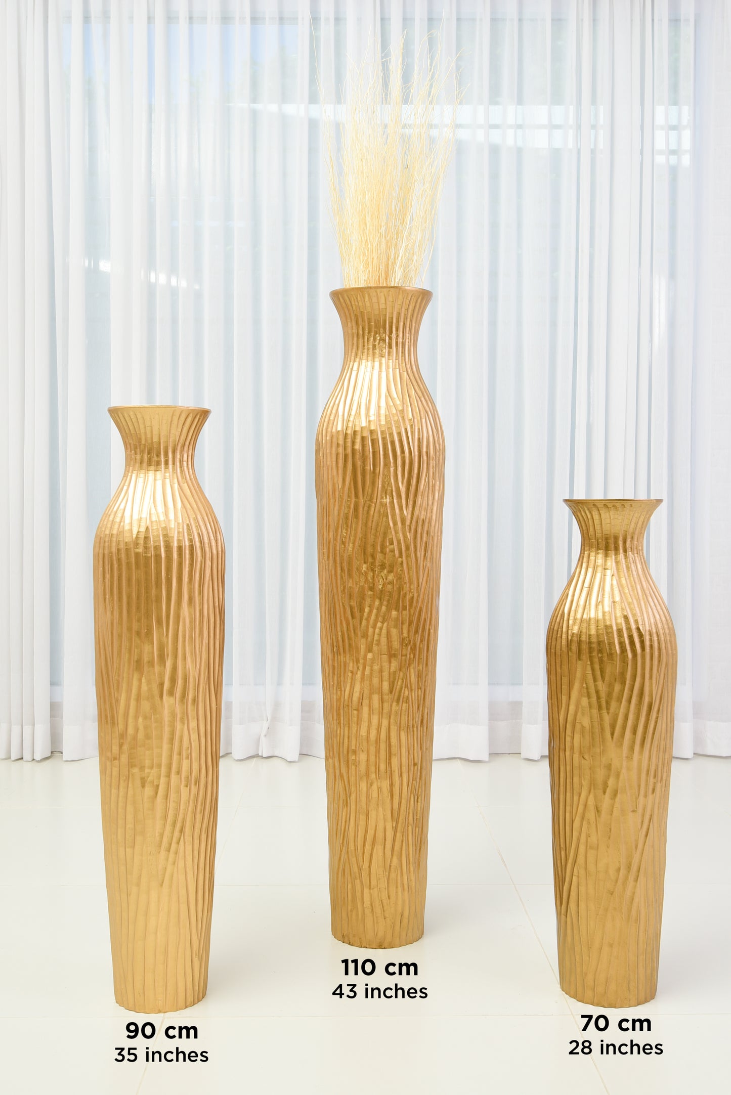 Large Mango Wood Floor Vase – Handcrafted Decorative Highlight from Thailand, 85 cm