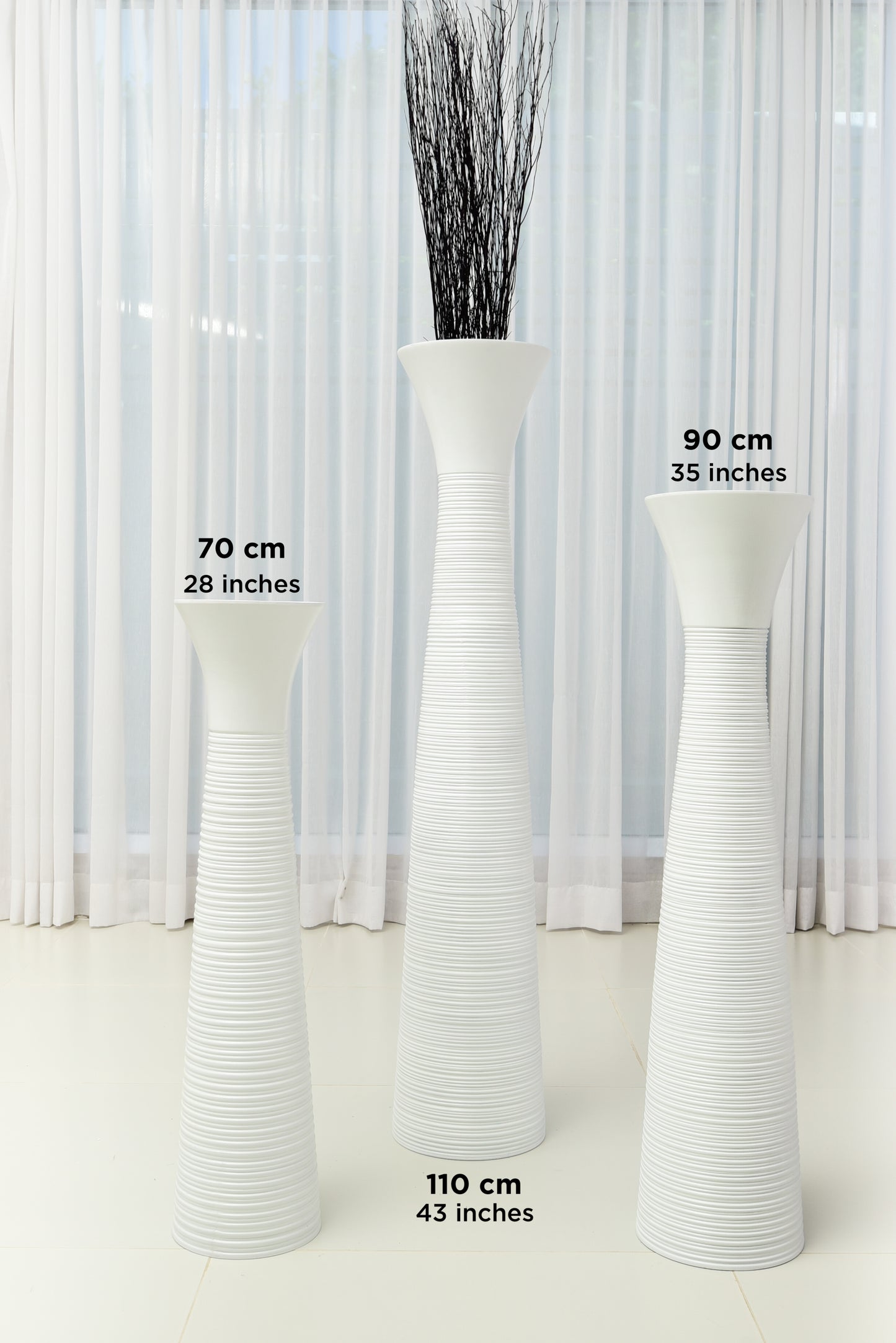 Large Mango Wood Floor Vase – Handcrafted Decorative Highlight from Thailand, 85 cm