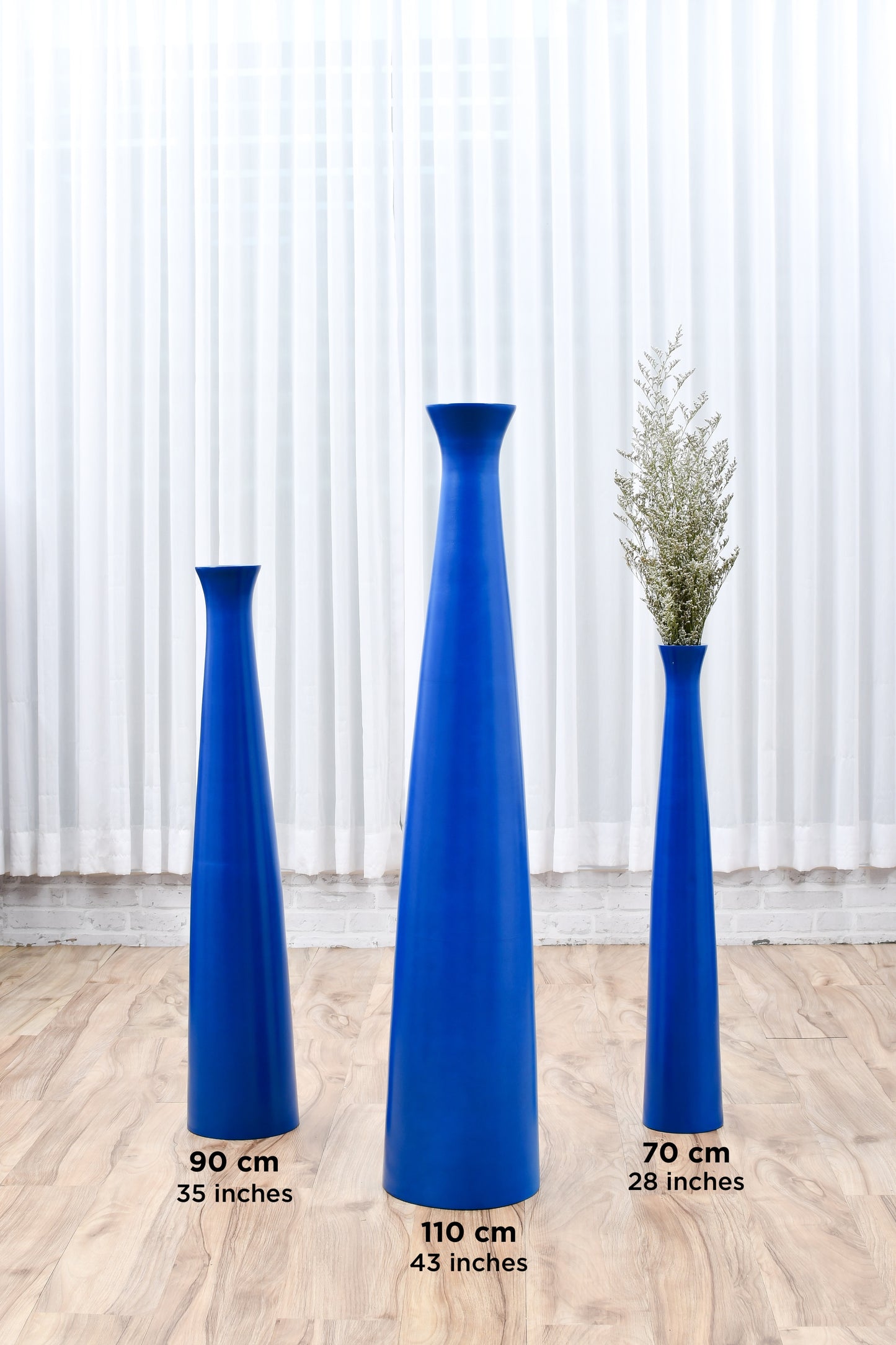 Large Mango Wood Floor Vase – Handcrafted Decorative Highlight from Thailand, blue, 65 cm