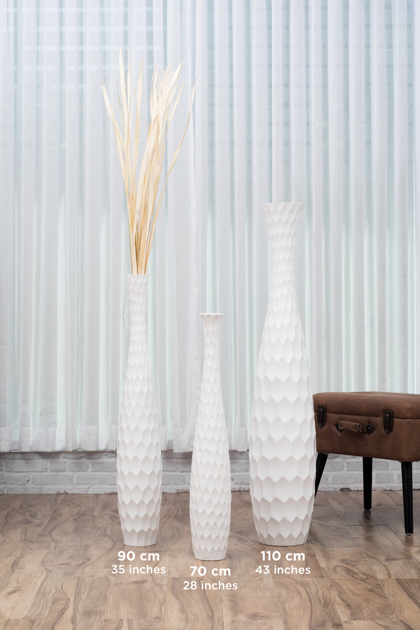 Large Mango Wood Floor Vase – Handcrafted Decorative Highlight from Thailand, white, 65 cm