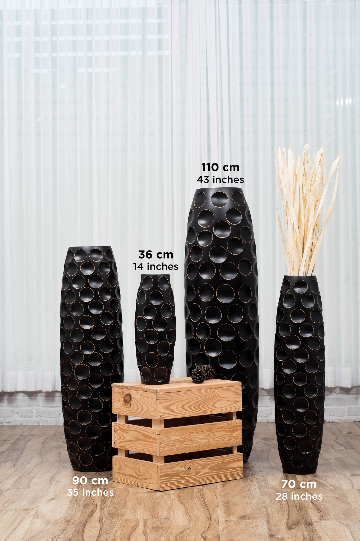 Large Mango Wood Floor Vase – Handcrafted Decorative Highlight from Thailand, black, 65 cm